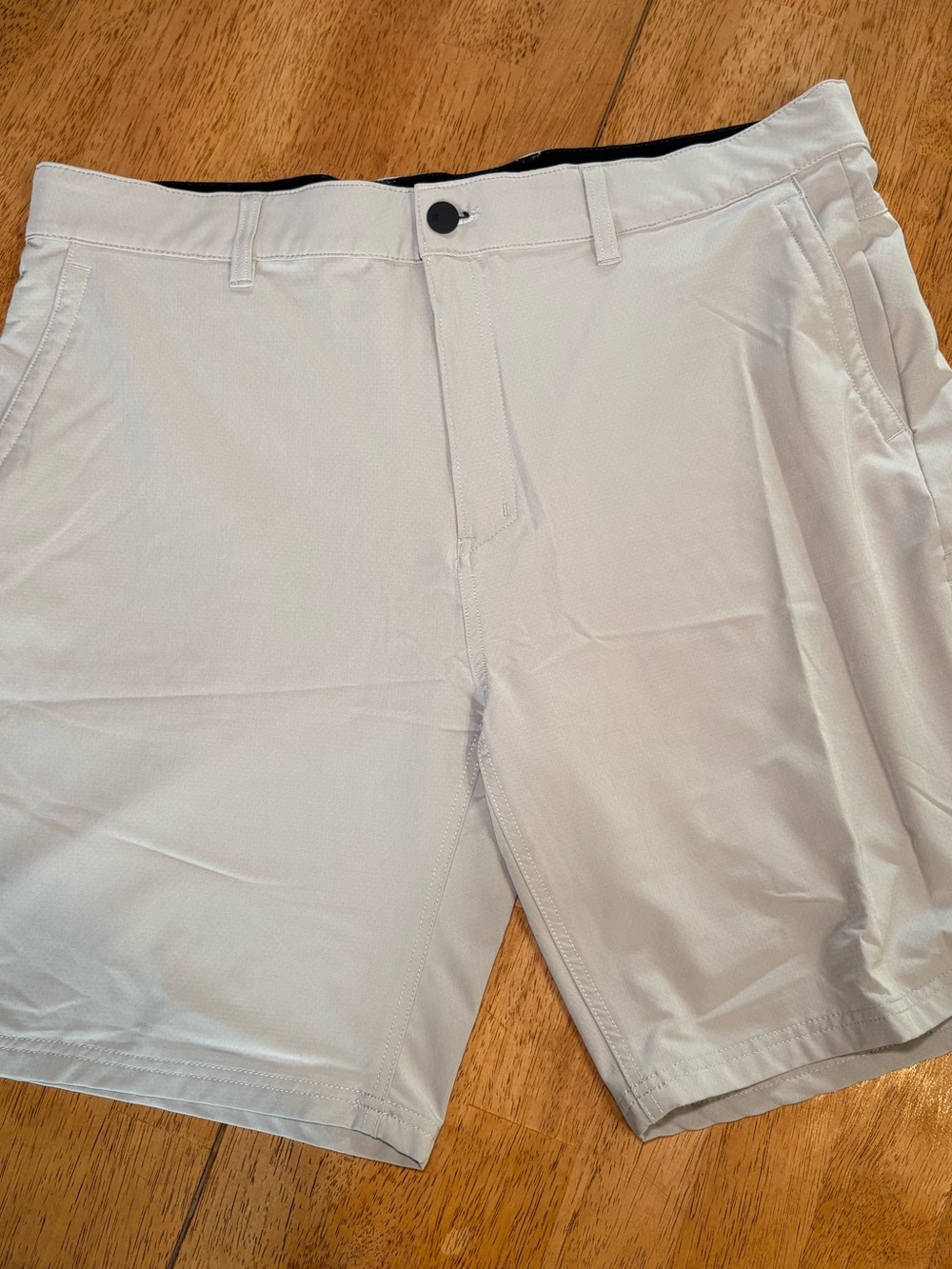 Hurley Men's Cream Flat Front Shorts
